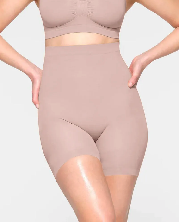 Short push-up glutei a vita alta – Senza cuciture e con effetto modellante
