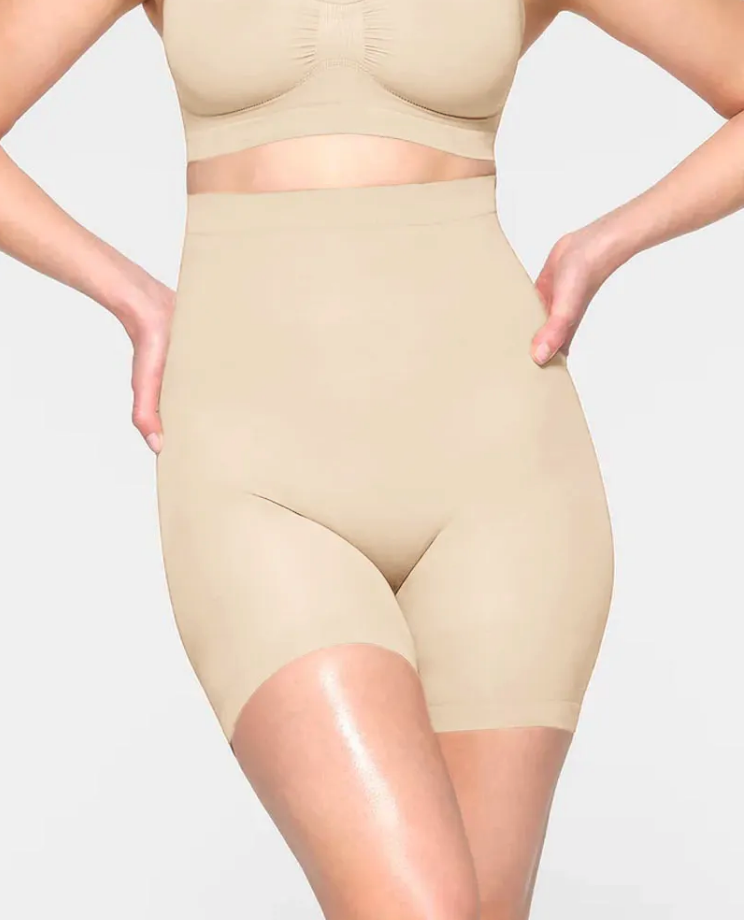 Short push-up glutei a vita alta – Senza cuciture e con effetto modellante