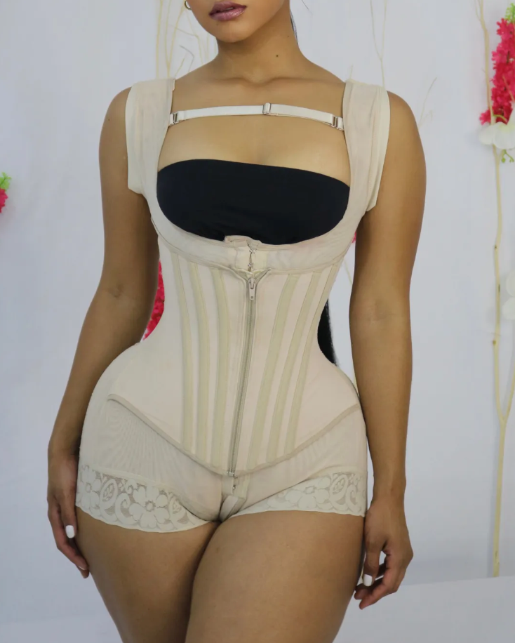 Fascia ad alta compressione – Esalta la tua silhouette con curve a clessidra