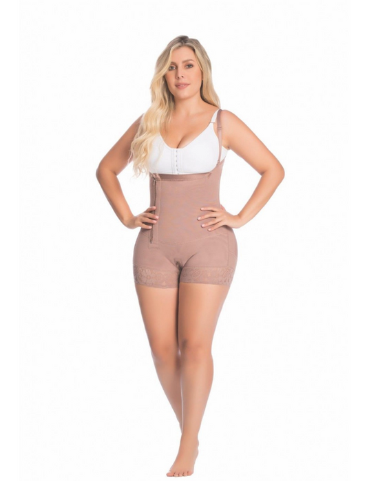 Guaina a Pantaloncino ad Alta Compressione – Modellatura Discreta e Sollevamento Naturale